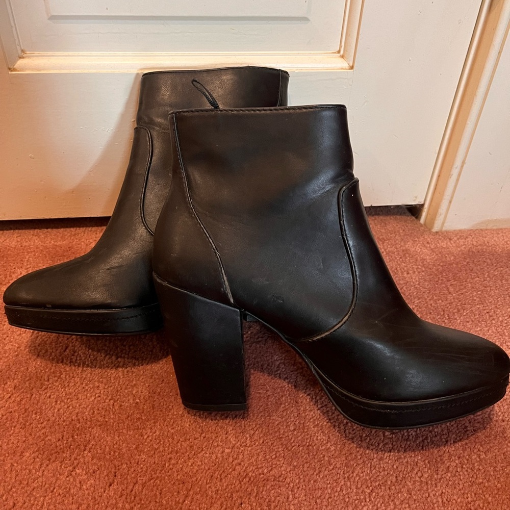 H&M faux leather booties, Size 9.5
